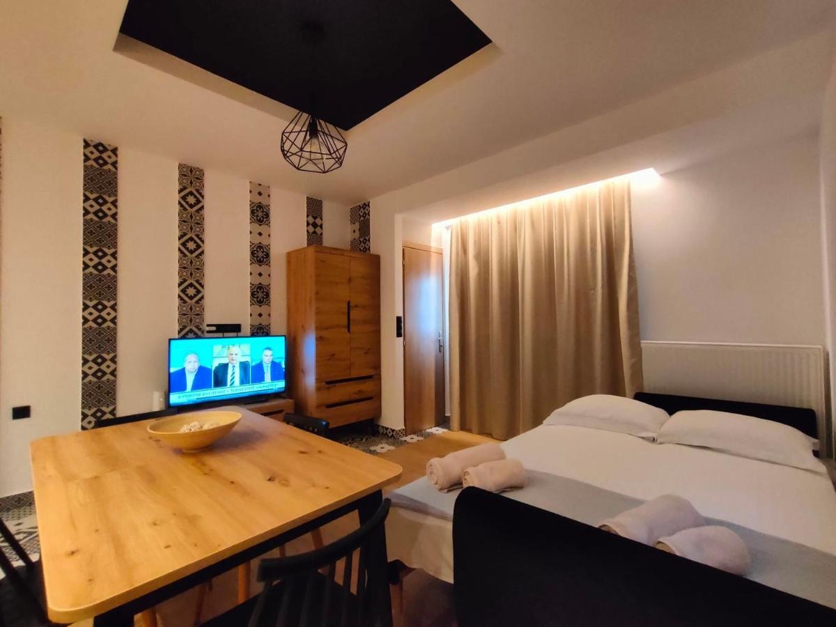 Gekas Premiun City Center Apartment 卡兰巴卡 外观 照片